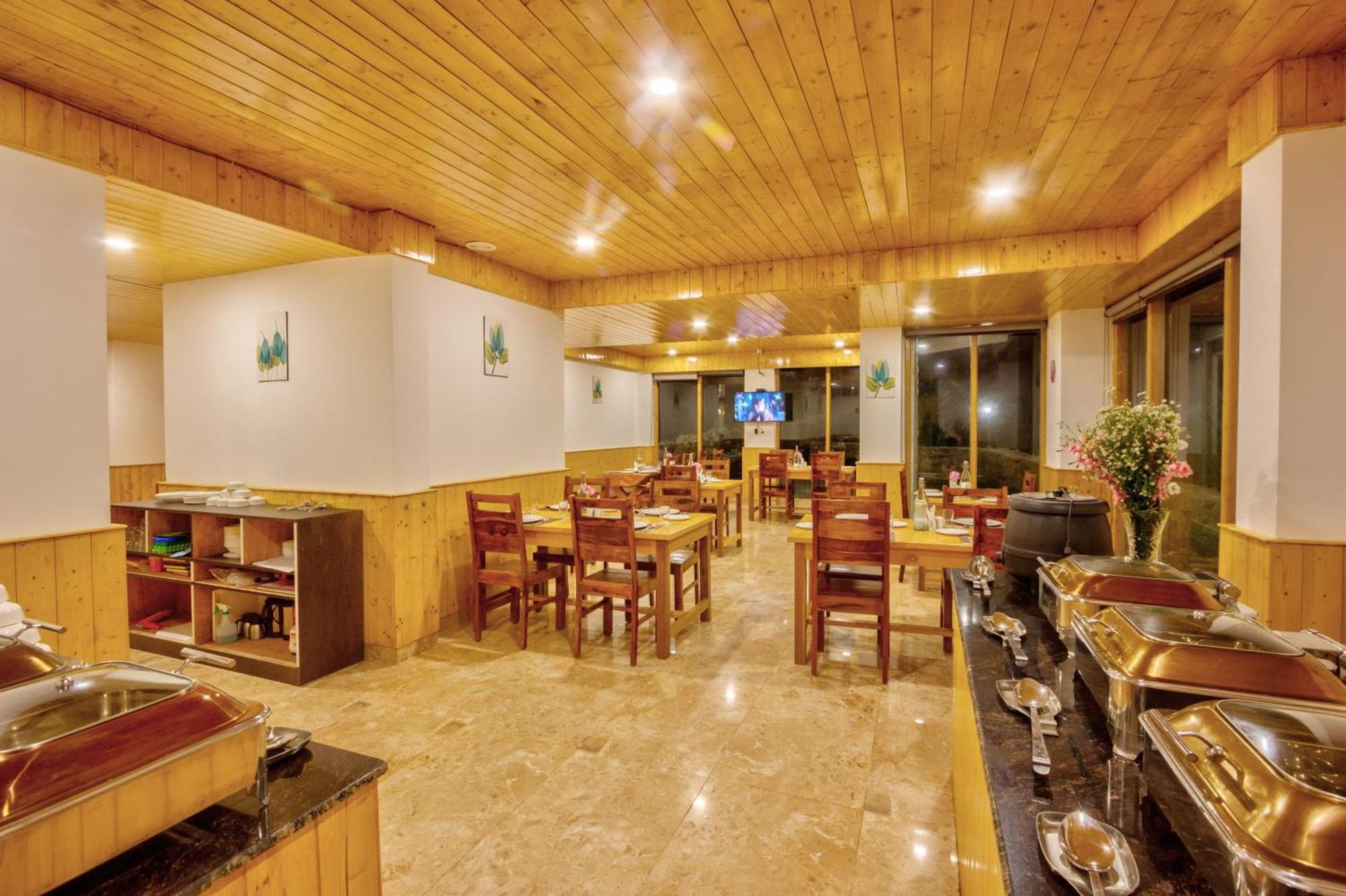 מנאלי La Aero Resort Home In Snow Mountains מראה חיצוני תמונה