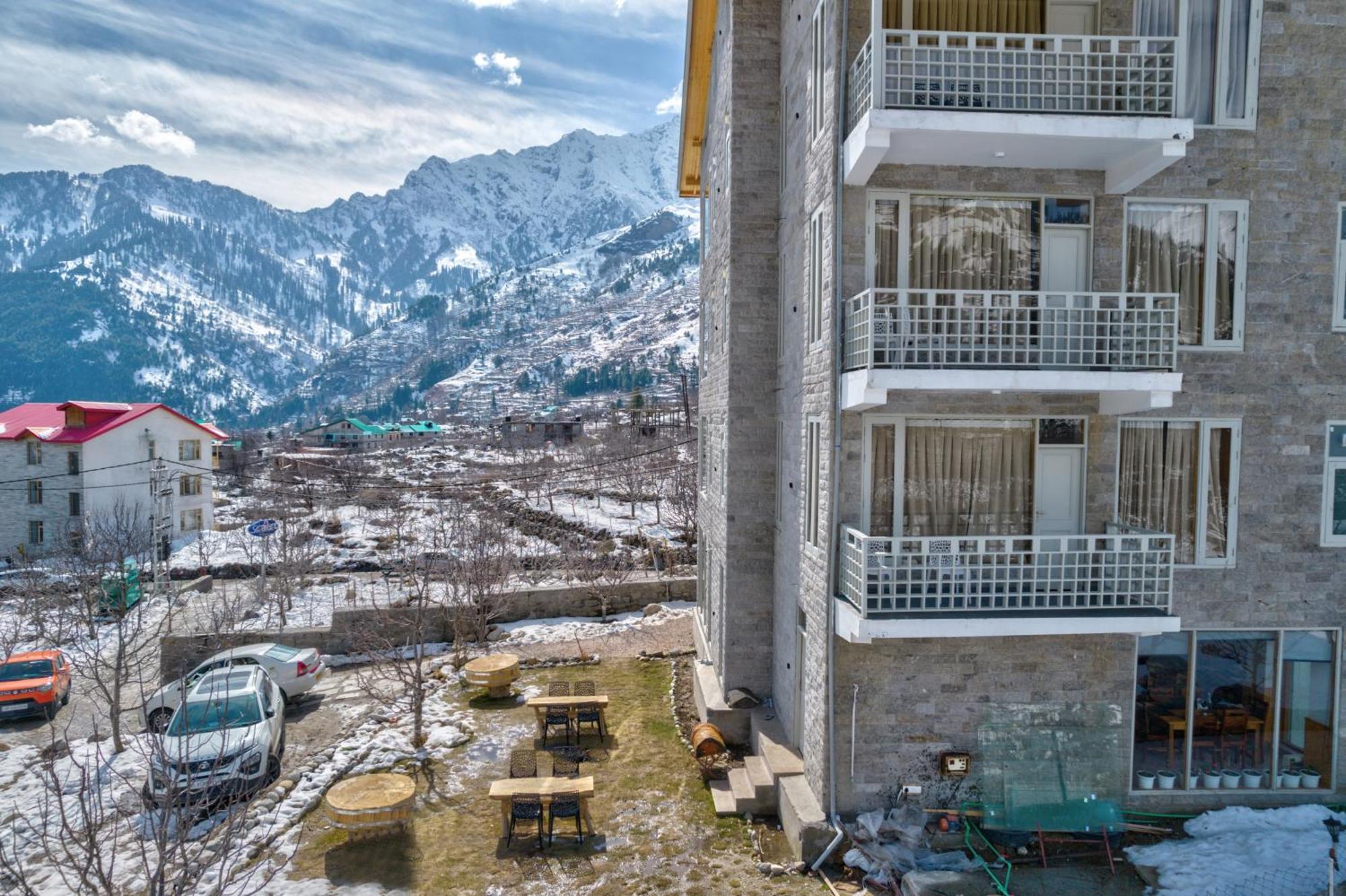 מנאלי La Aero Resort Home In Snow Mountains מראה חיצוני תמונה