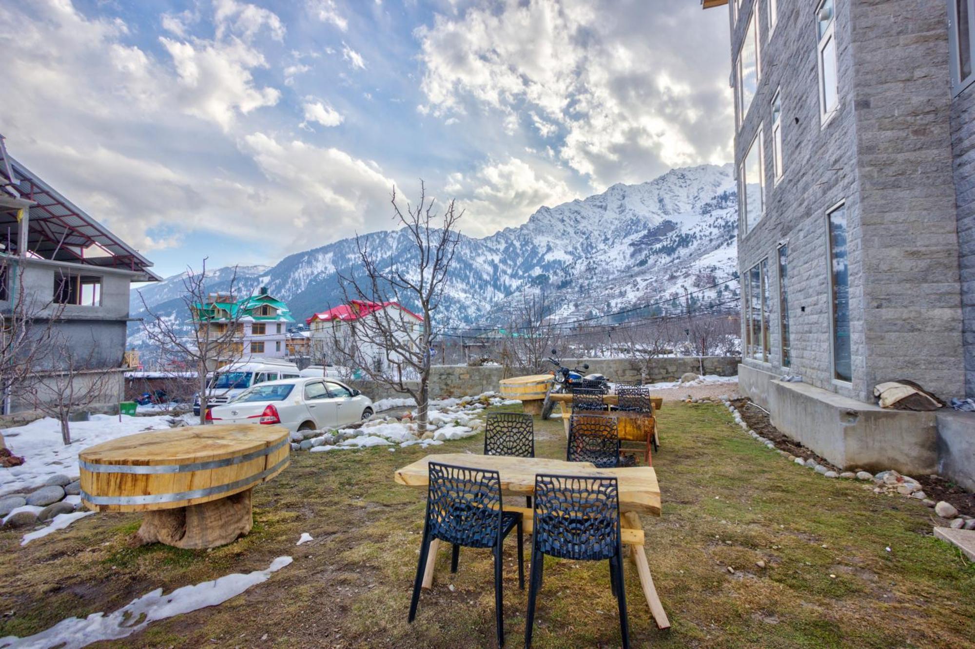 מנאלי La Aero Resort Home In Snow Mountains מראה חיצוני תמונה