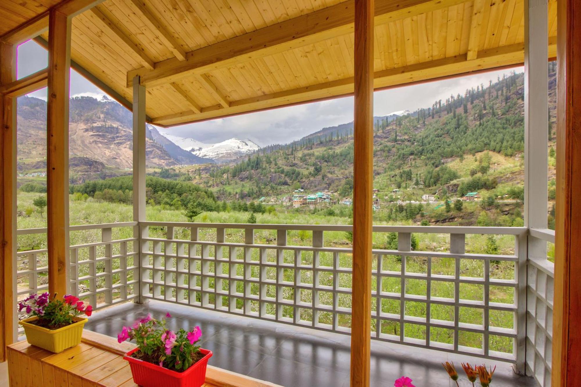 מנאלי La Aero Resort Home In Snow Mountains מראה חיצוני תמונה